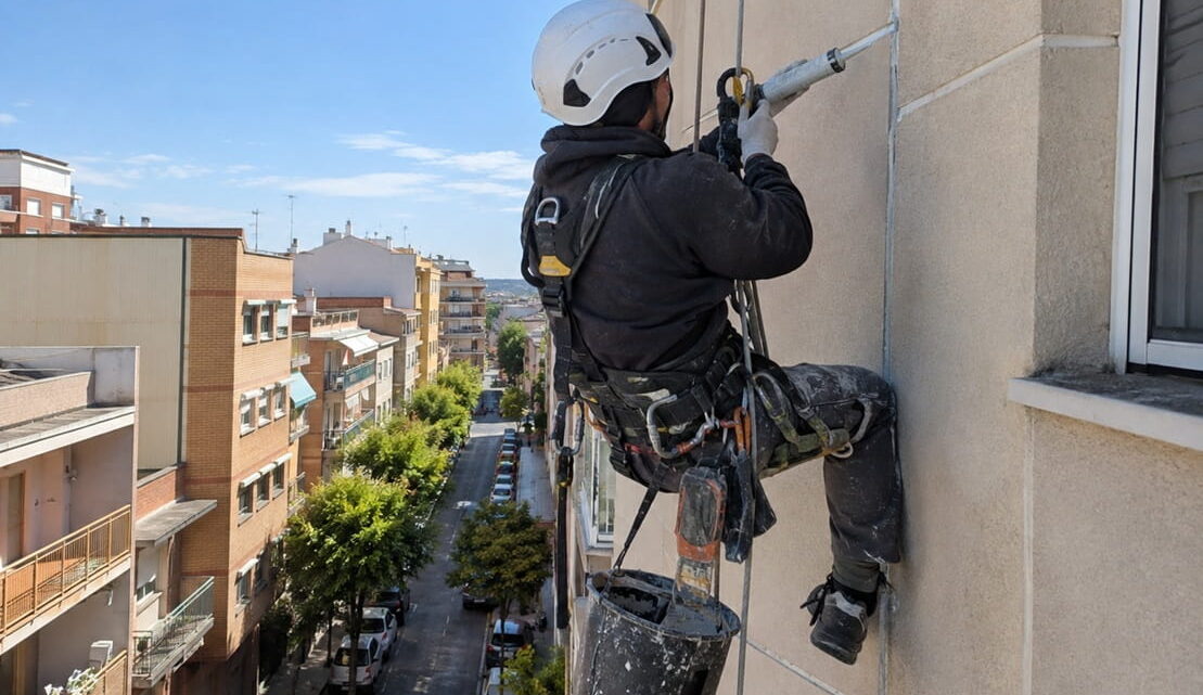 Mantenimiento de edificios en altura en Zaragoza