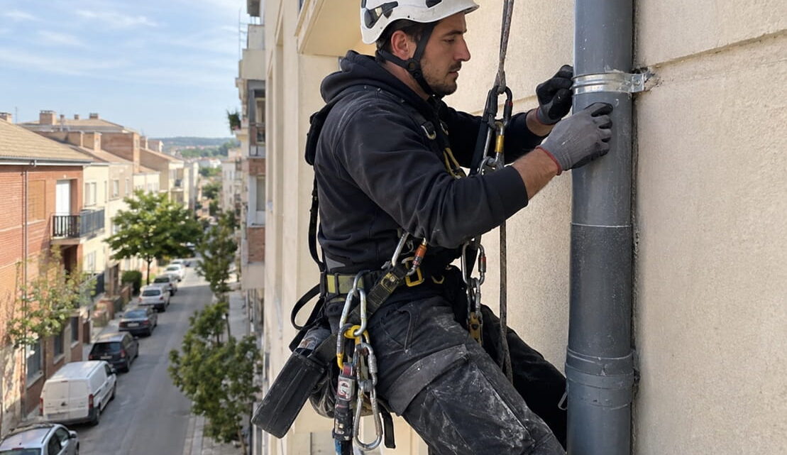 Trabajos verticales en Monzón
